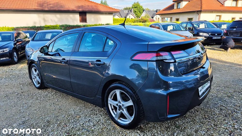 Opel Ampera - 18
