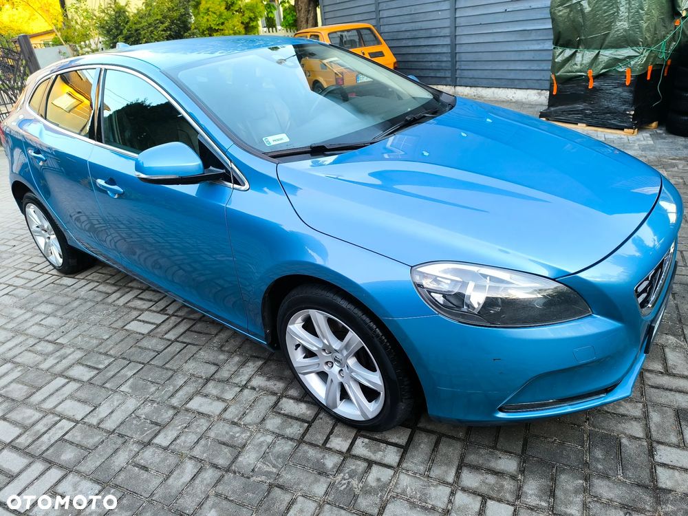 Volvo V40 D4 Summum - 3