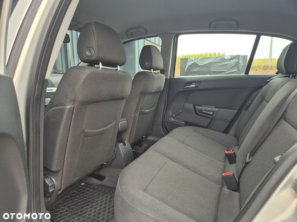 Opel Astra 1.4 Cosmo - 11