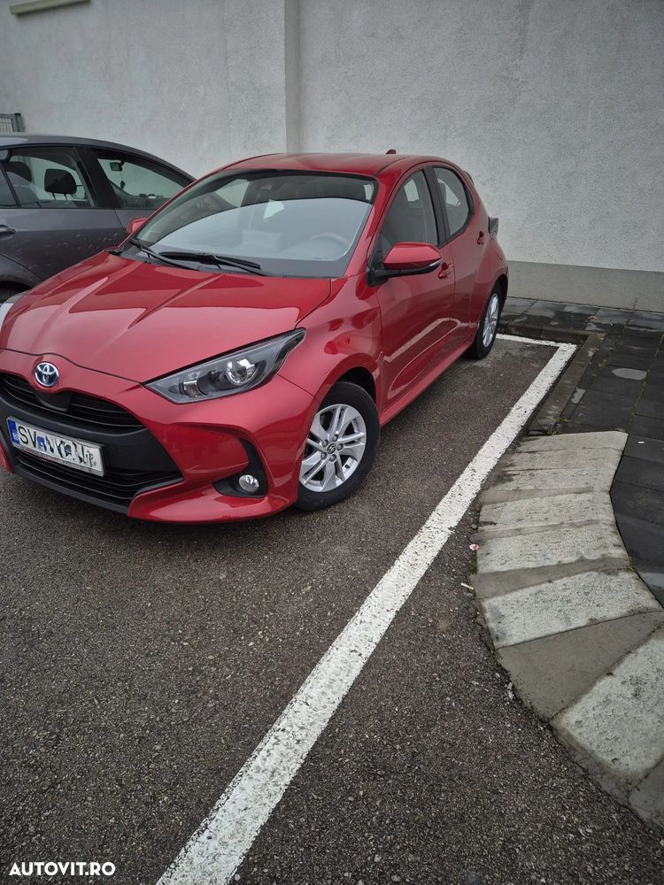 Toyota Yaris 1.5 VVT-i HSD Dynamic Bi-tone - 5