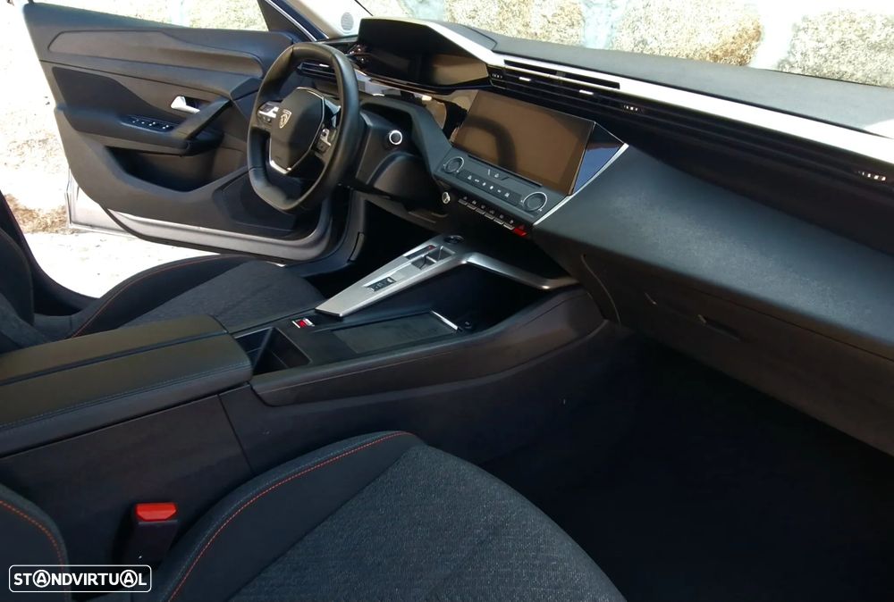 Peugeot 308 1.2 Hybrid Style e-DCS6 - 12