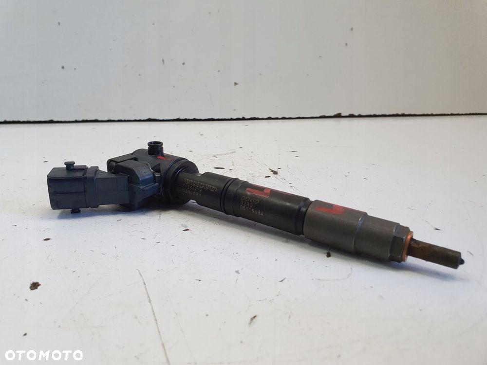 WTRYSKIWACZ Volvo V40 II S60 II V60 2.0 D2 D3 _ wtrysk 31336878 0280 - 10