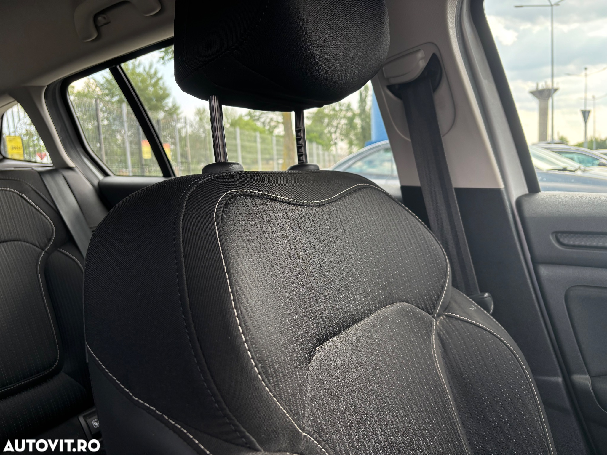 Renault Megane BLUE dCi Business - 17