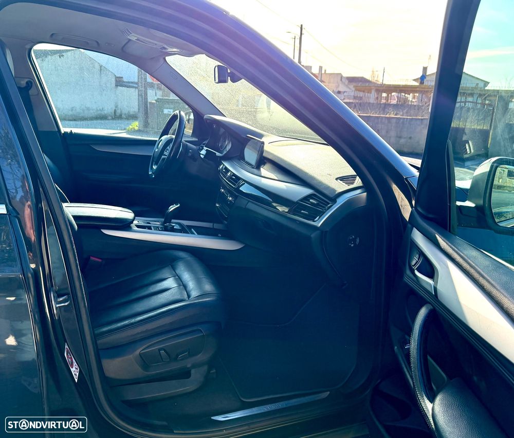 BMW X5 25 d sDrive Comfort 7L - 48