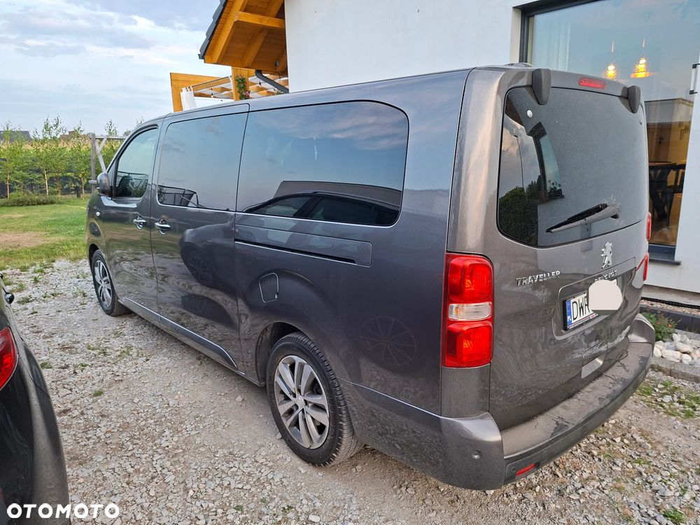Peugeot Traveller - 4