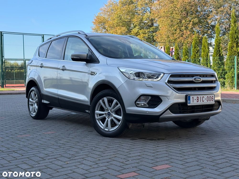 Ford Kuga - 24