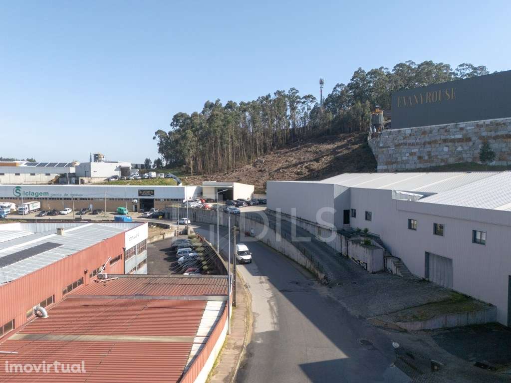 Armazém para venda, em Fojo Velho, Rebordosa, Porto - Grande imagem: 5/16