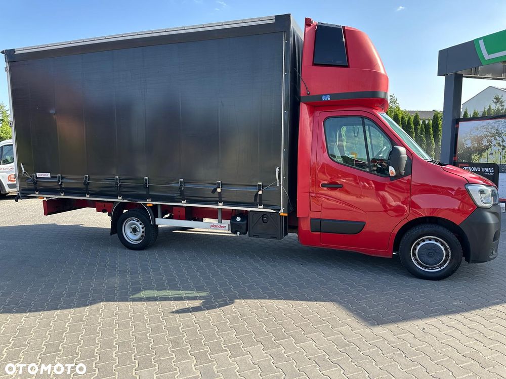 Renault Master - 22