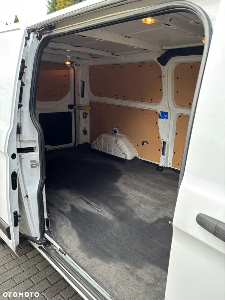 Ford Transit Custom - 15