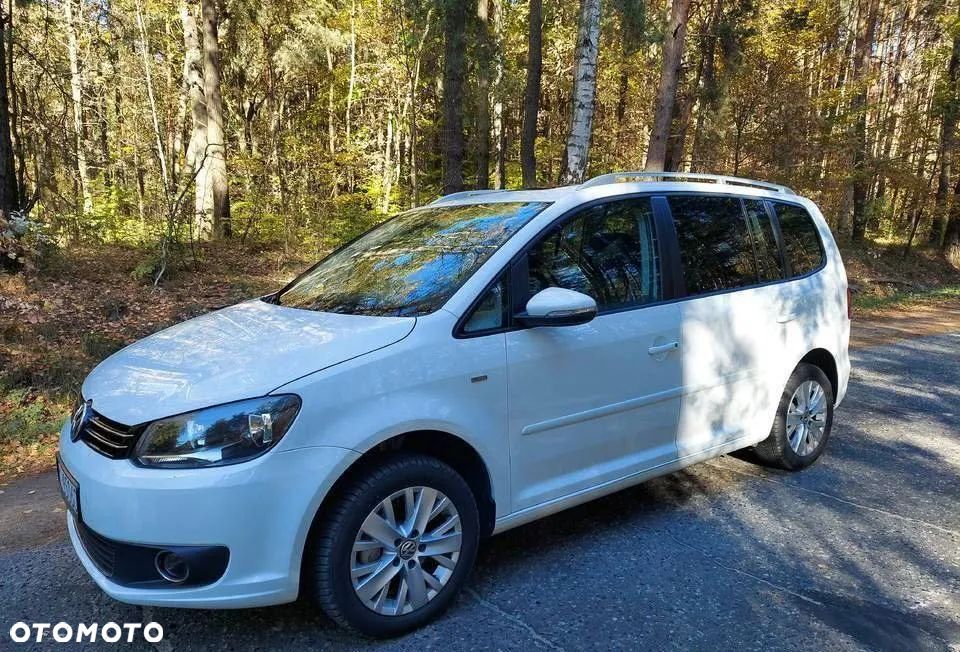 Volkswagen Touran - 1