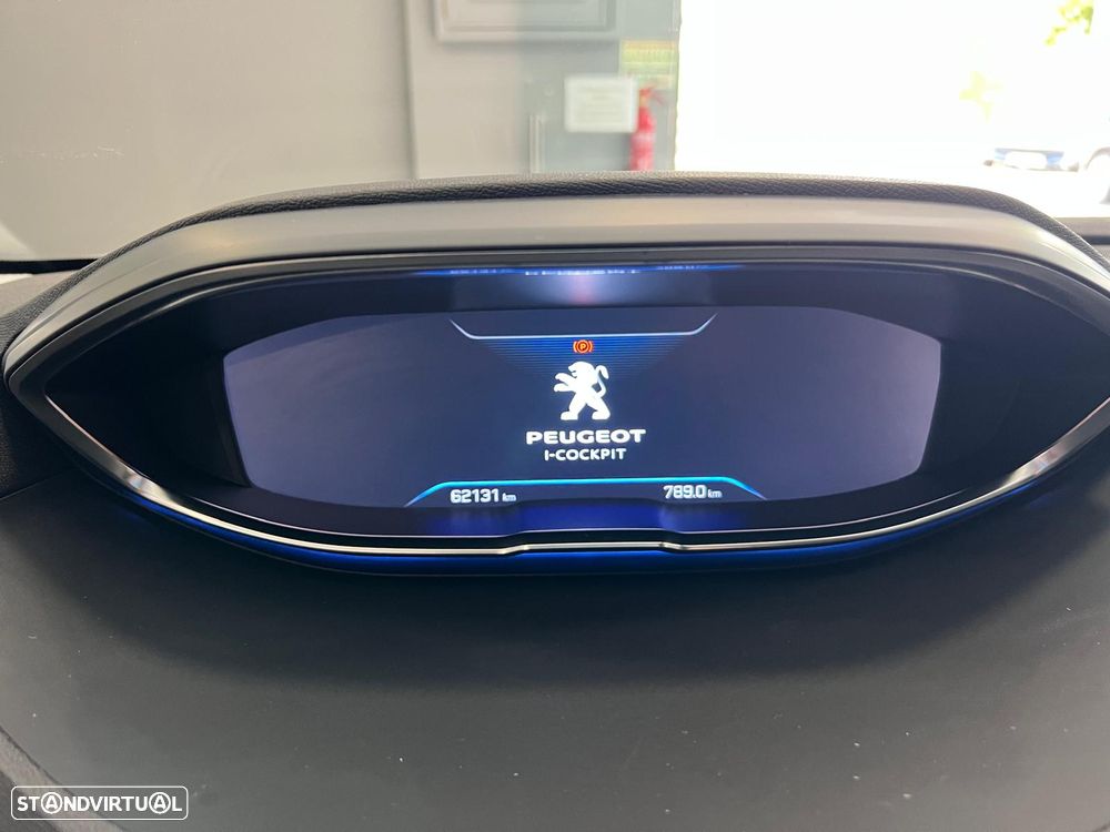 Peugeot 3008 PureTech 130 Stop & Start GPF EAT8 Active Pack - 26