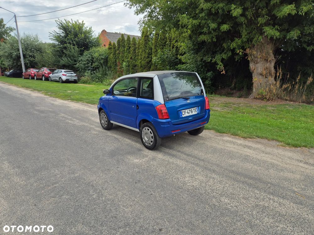 Microcar MC - 11