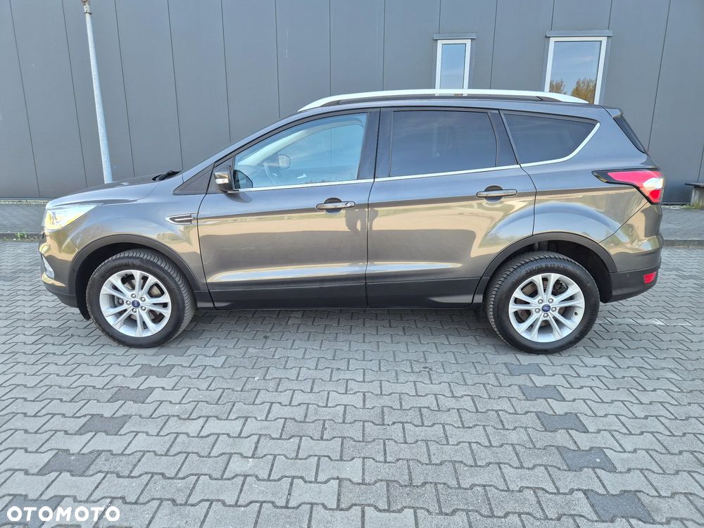 Ford Kuga 1.5 EcoBoost 2x4 Titanium - 8