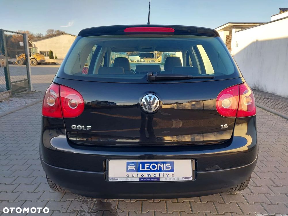 Volkswagen Golf V 1.6 Comfortline - 7
