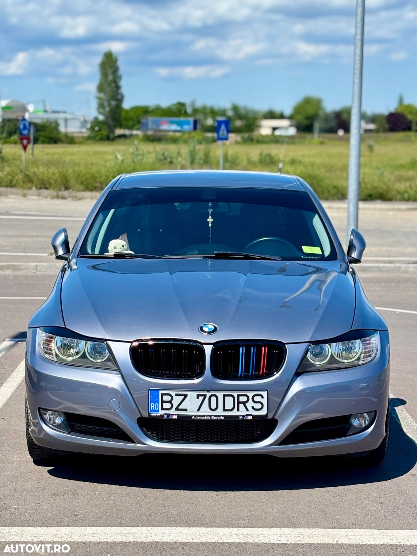 BMW Seria 3 318d - 1