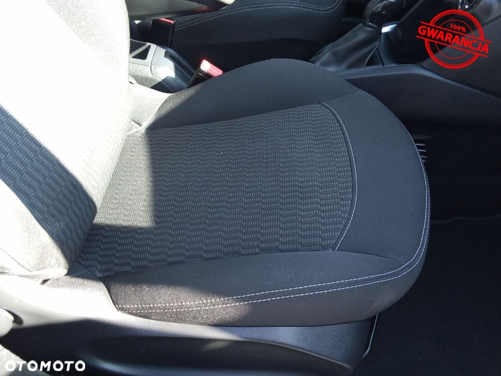 Peugeot 208 - 28