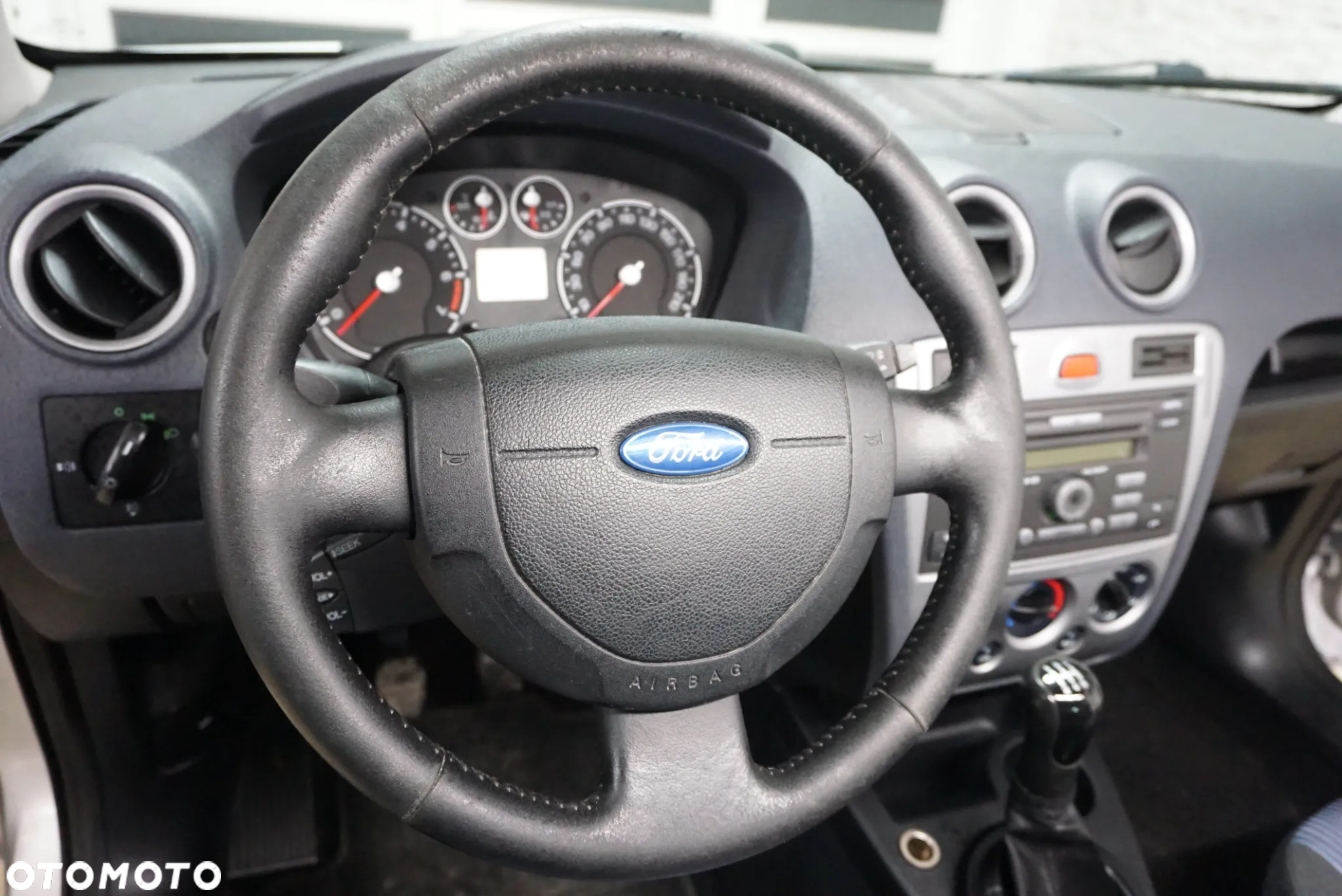 Ford Fusion 1.4 Ambiente - 14