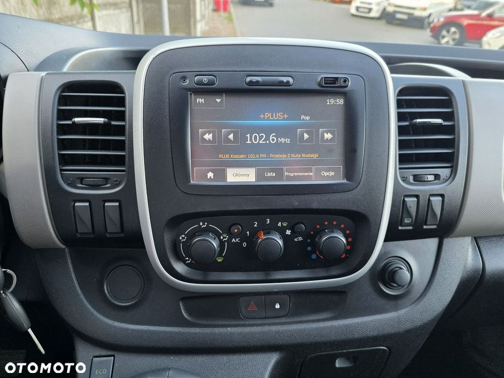 Renault Trafic - 14