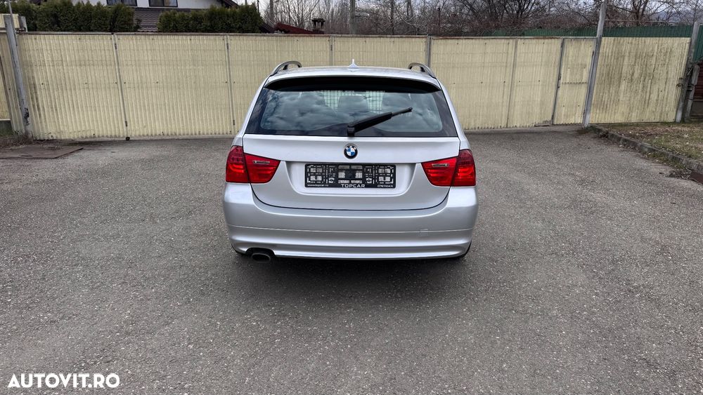 BMW Seria 3 318d DPF Aut. Edition Sport - 11