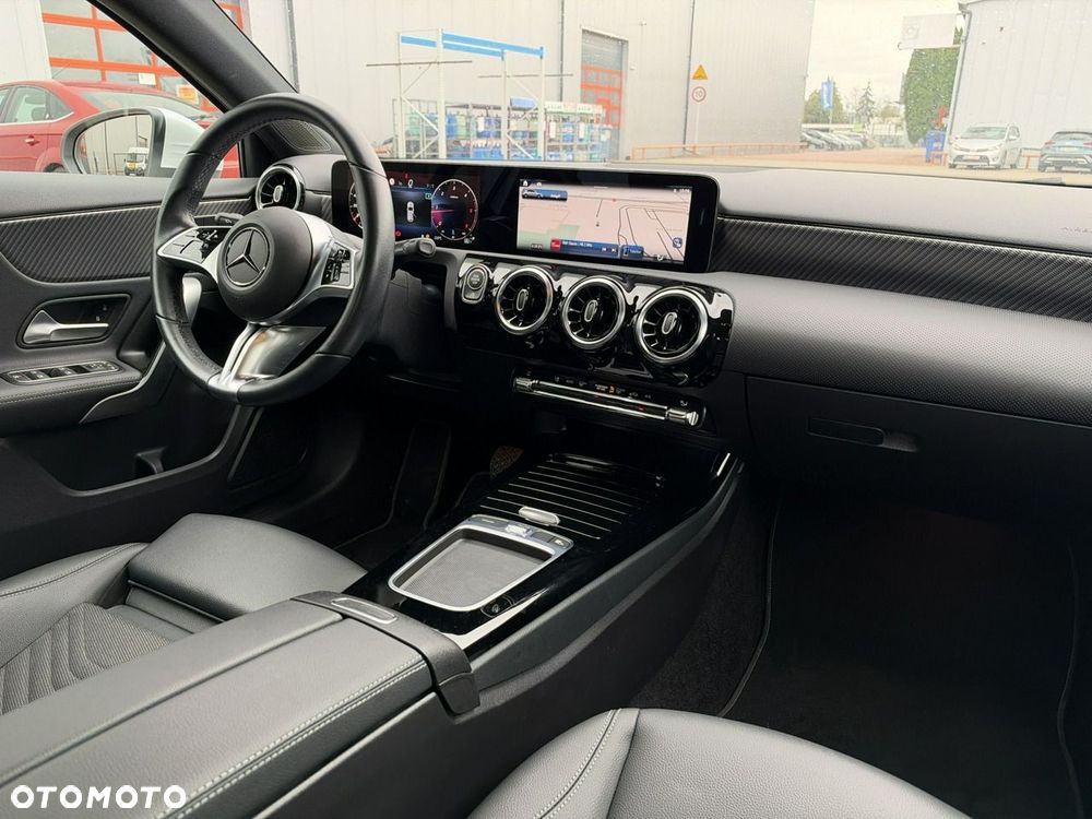 Mercedes-Benz Klasa A 200 d 8G-DCT - 21