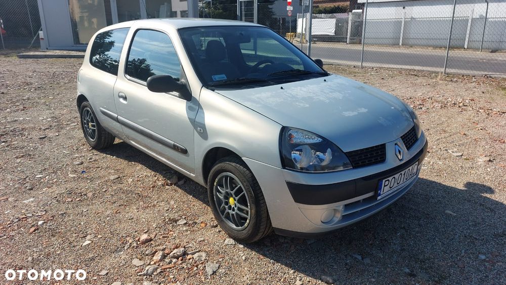 Renault Clio - 1