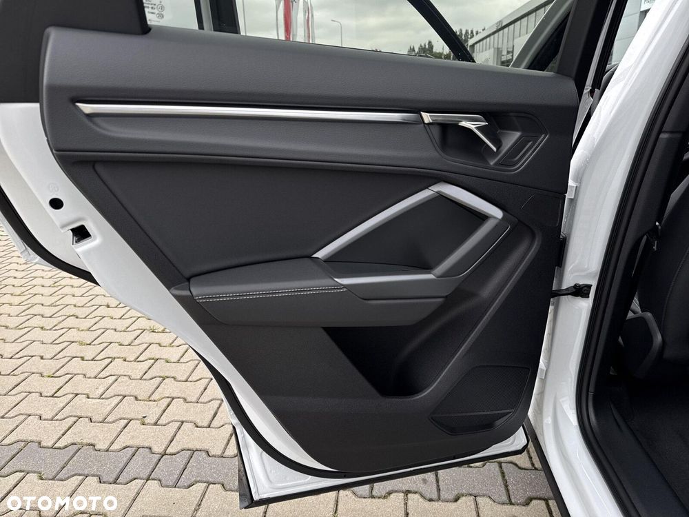 Audi Q3 Sportback - 31