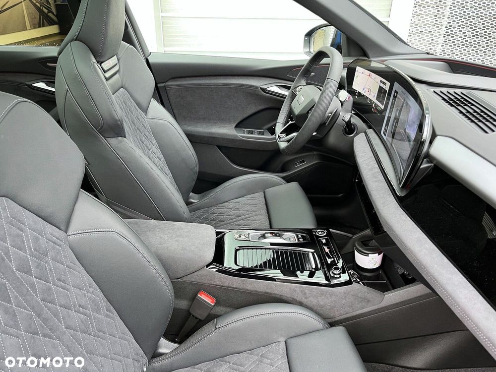 Audi Q6 e-tron - 17