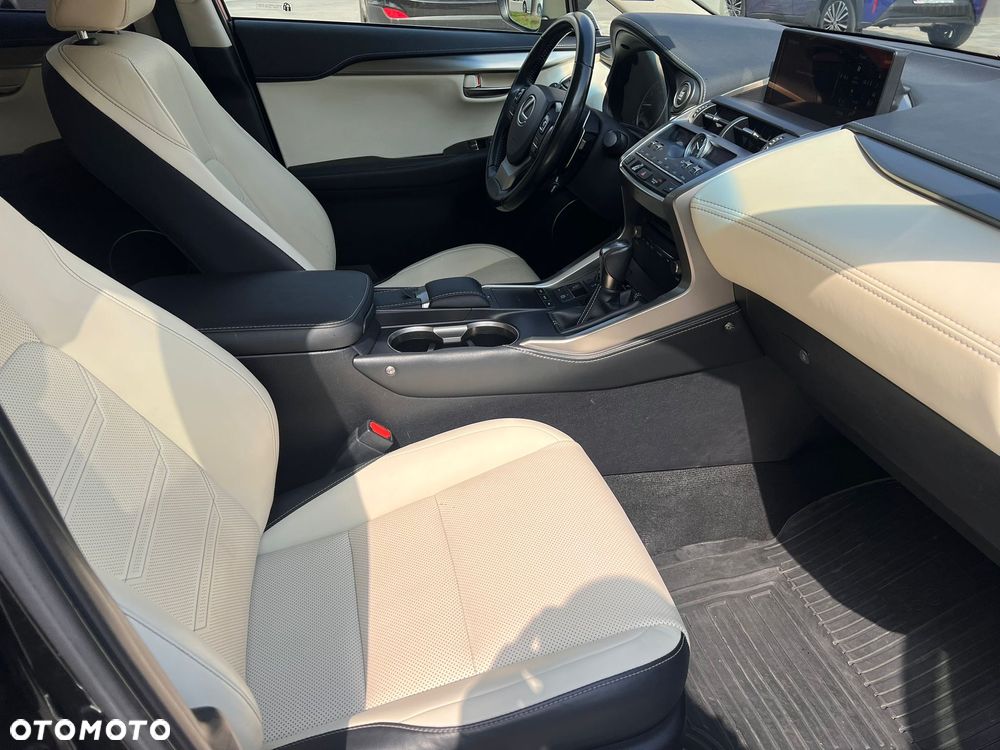 Lexus NX 300 Elegance Optimum AWD - 19