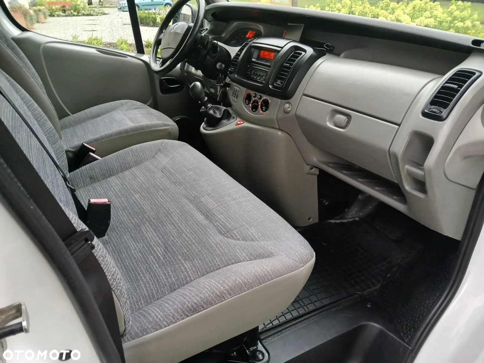 Renault TRAFIC - 14