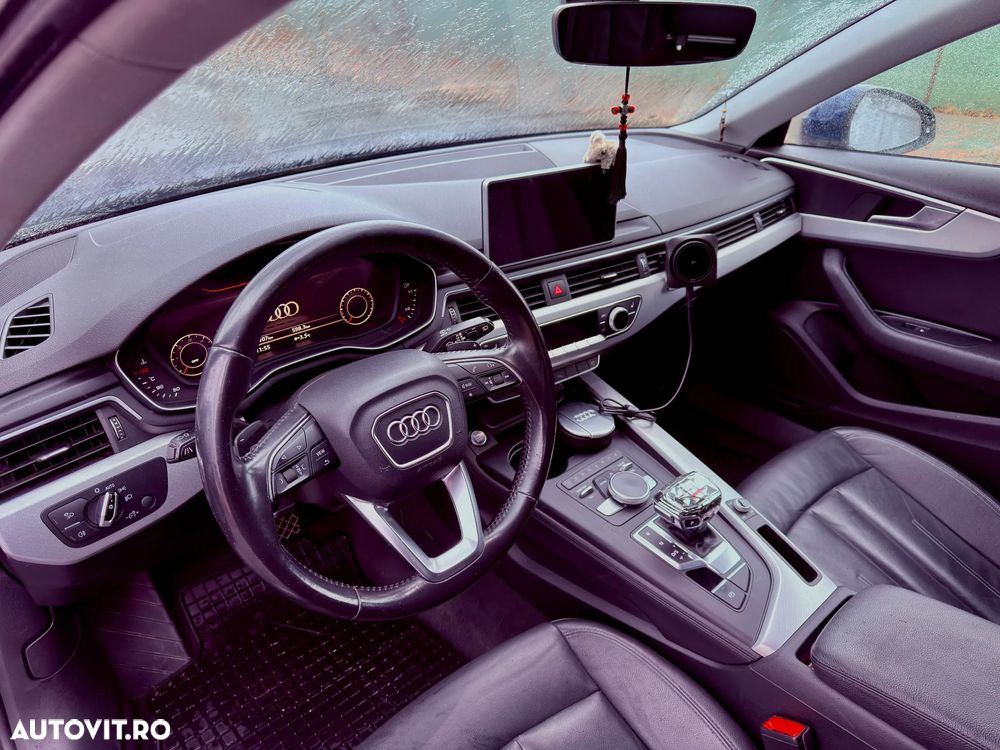 Audi A4 2.0 TDI S tronic Design - 9