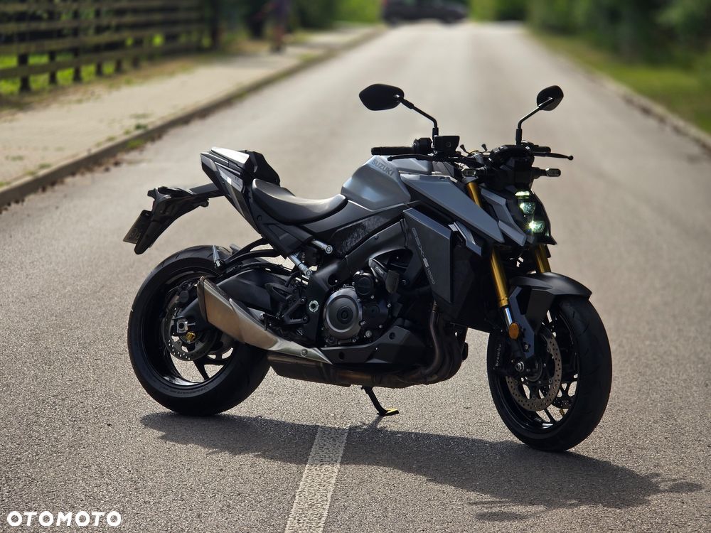 Suzuki GSX 1000 - 1