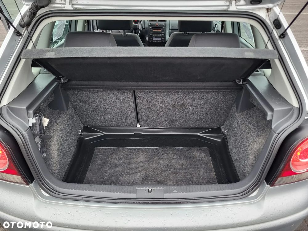 Volkswagen Polo 1.4 TDI DPF Tour Edition - 11