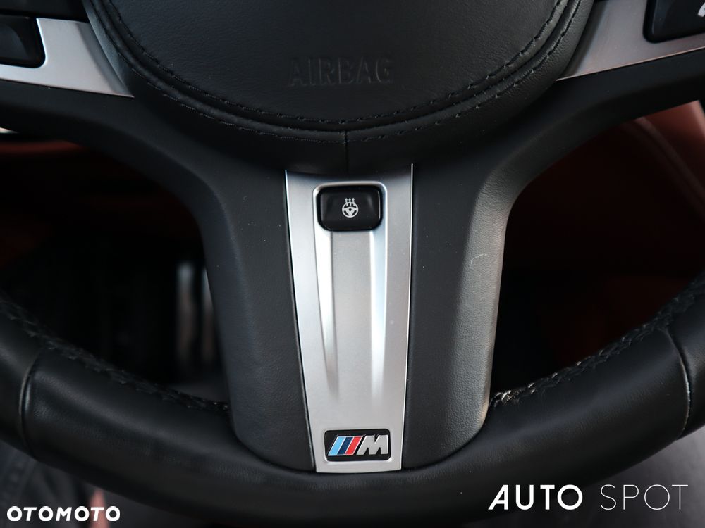 BMW Seria 5 M550d xDrive - 24