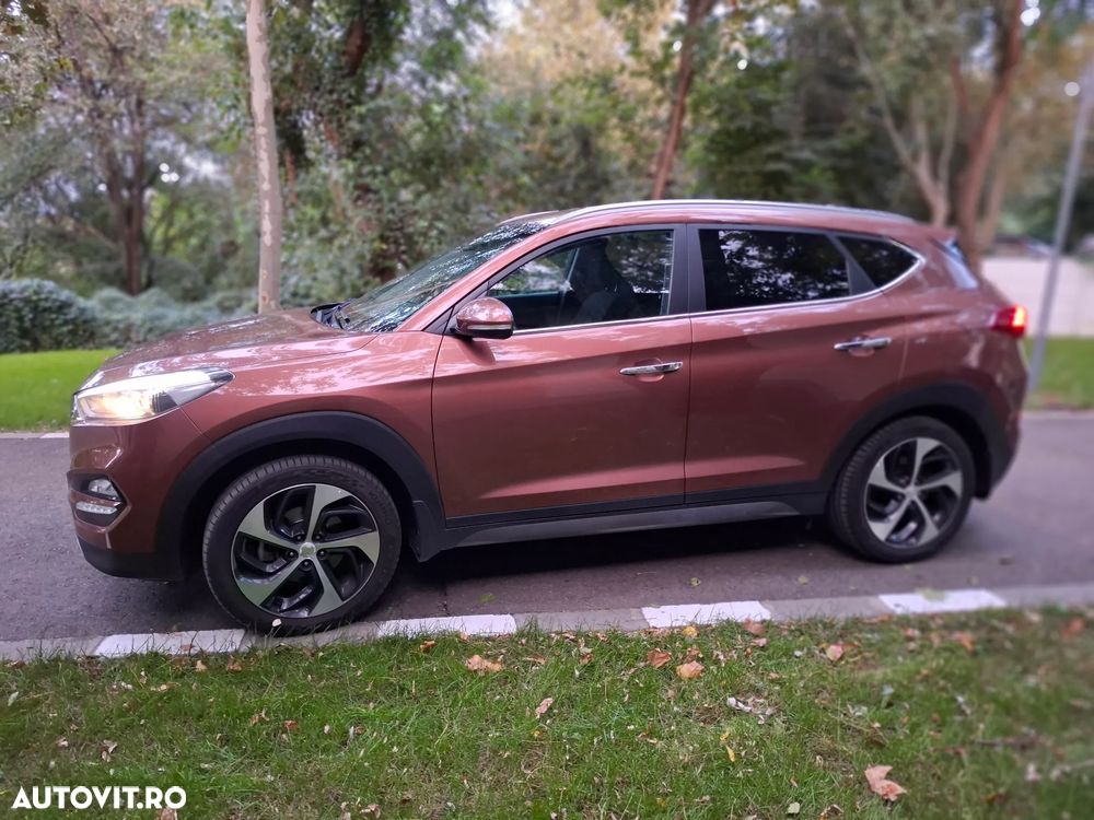 Hyundai Tucson - 2