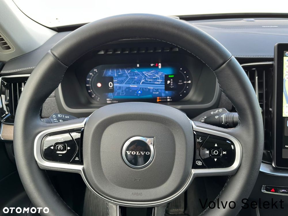 Volvo XC 90 - 13