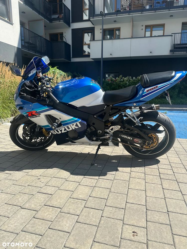 Suzuki GSX-R - 3