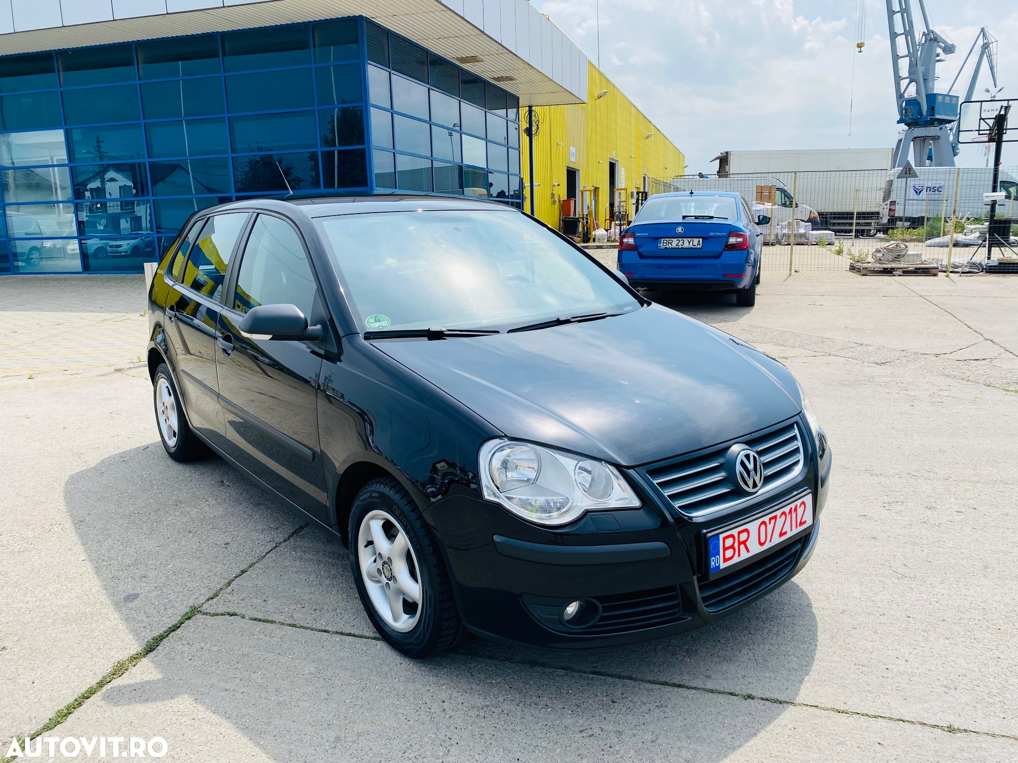 Volkswagen Polo - 2