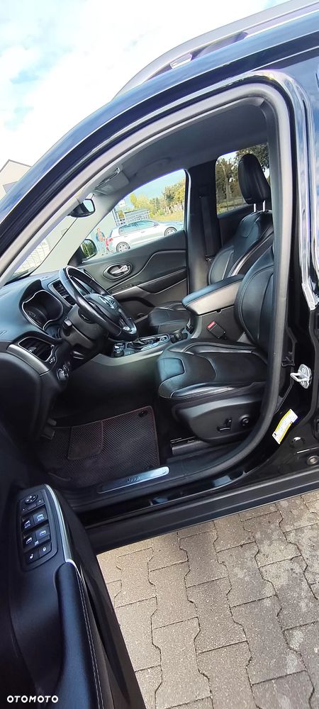 Jeep Cherokee 3.2 V6 Active Drive I Limited - 24