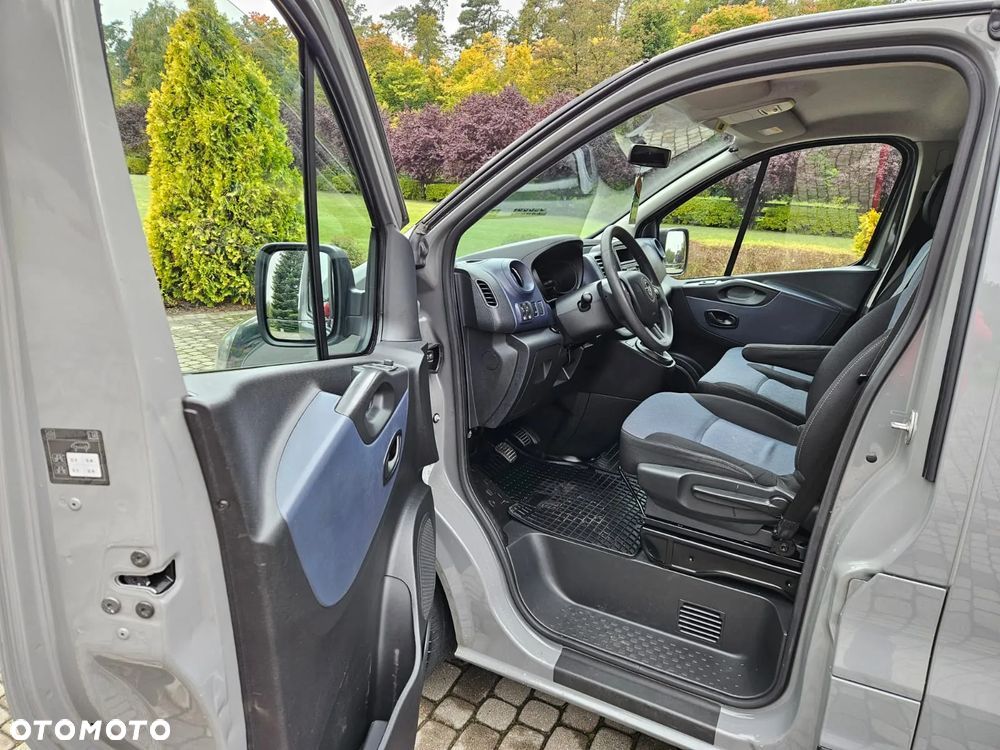 Opel Vivaro - 35