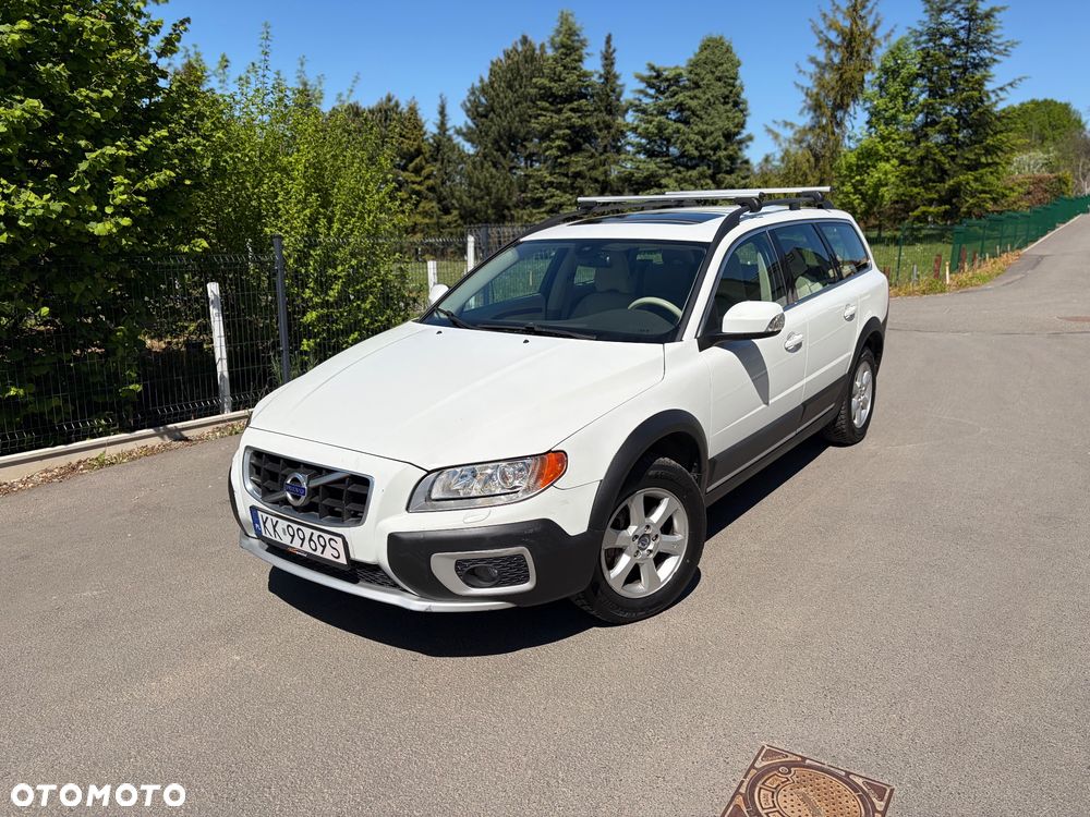 Volvo XC 70 - 1