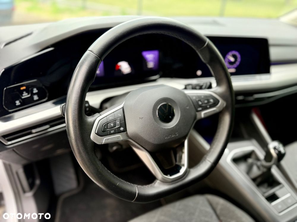 Volkswagen Golf - 17