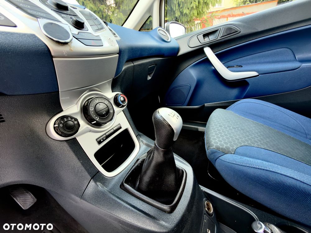 Ford Fiesta 1.6 Sport - 21