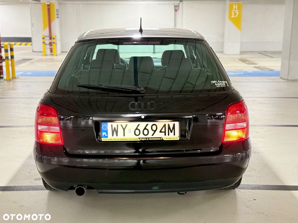 Audi A4 Avant 1.8 - 6