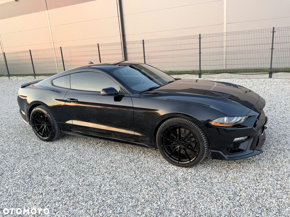 Ford Mustang - 2