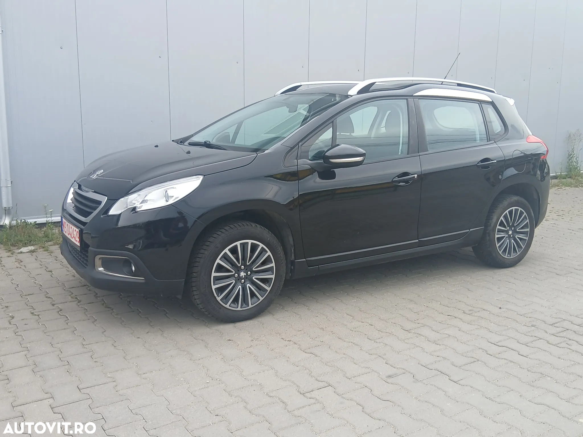 Peugeot 2008 1.2 L PureTech Active - 2