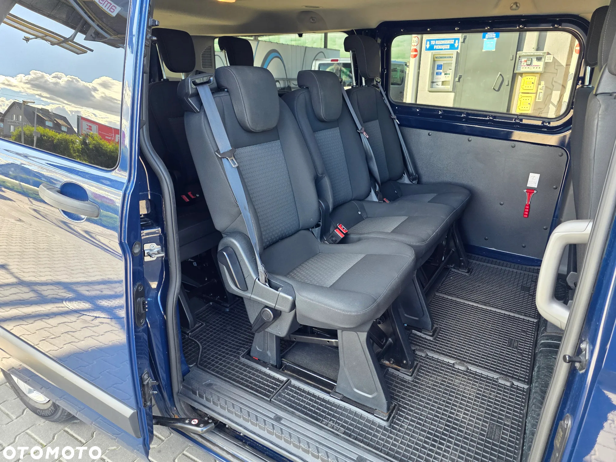 Ford Transit Custom 310 L2H1 Limited - 12