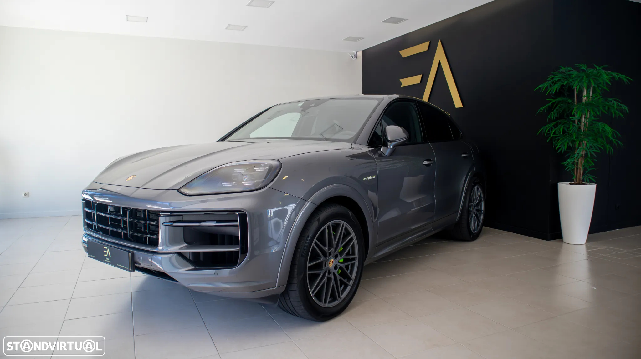 Porsche Cayenne Coupé E-Hybrid - 2