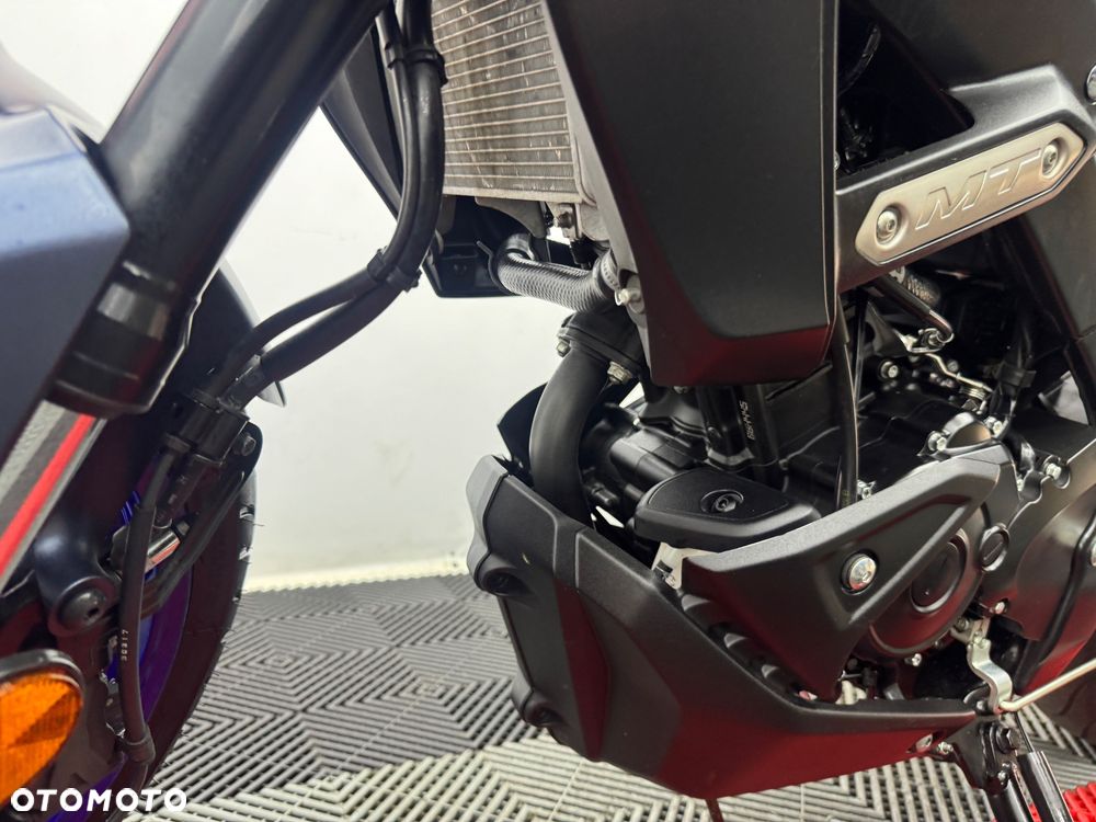 Yamaha MT - 15