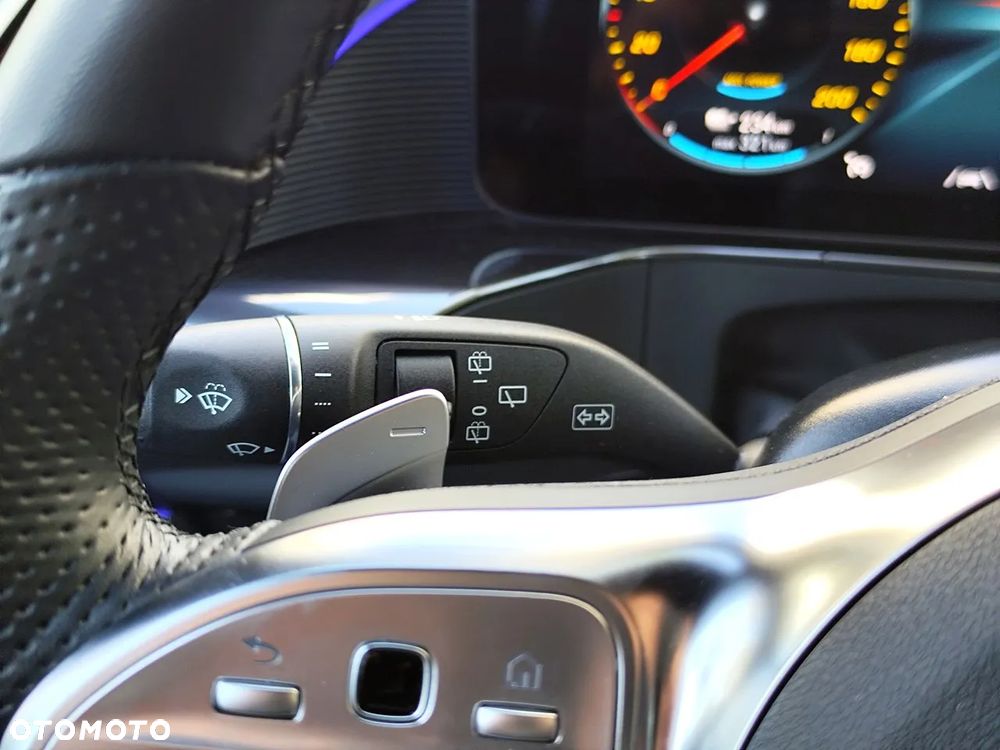 Mercedes-Benz EQC 400 4-Matic Sport - 22