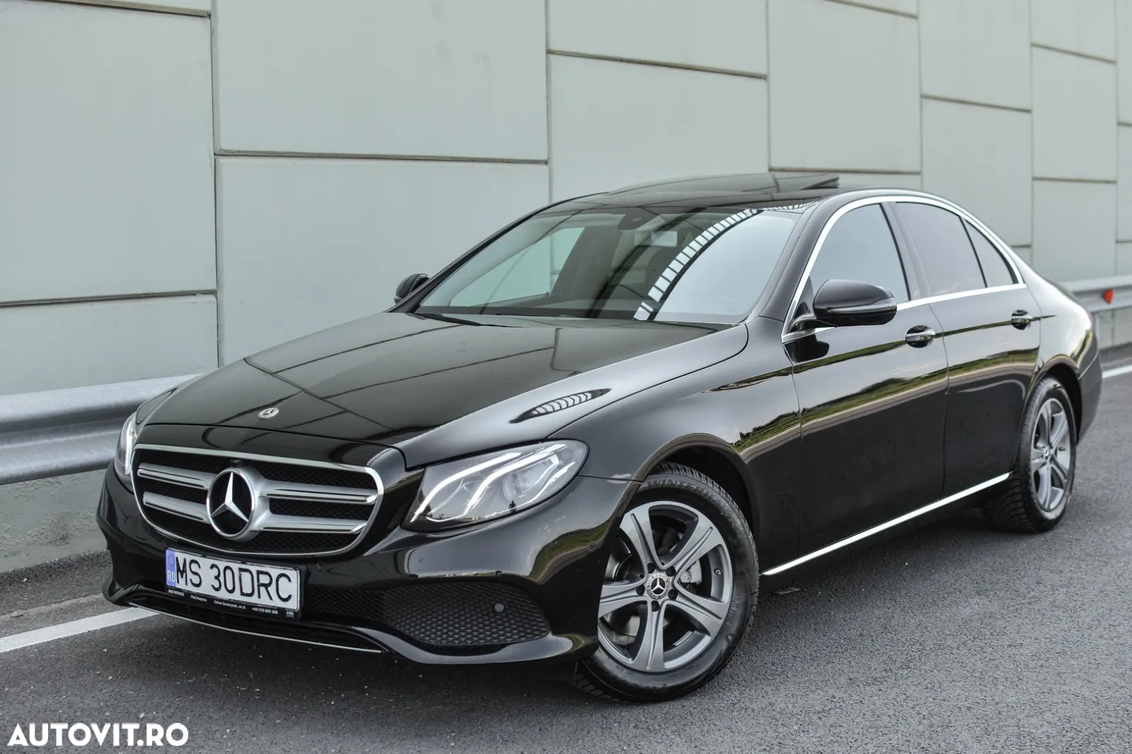 Mercedes-Benz E 220 d Aut. - 2